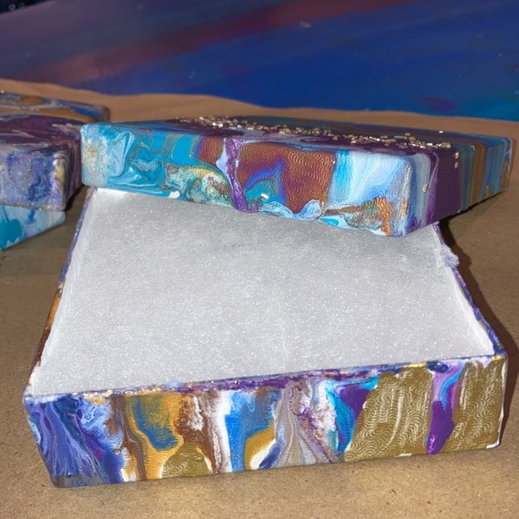 3 fluid art hand painted 3.5” square gift boxes with padding - Picture 3 of 4